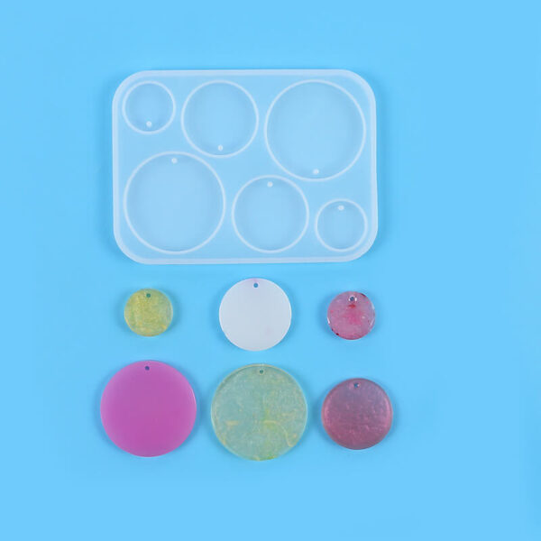 circle silicone earring mould with resin earrings